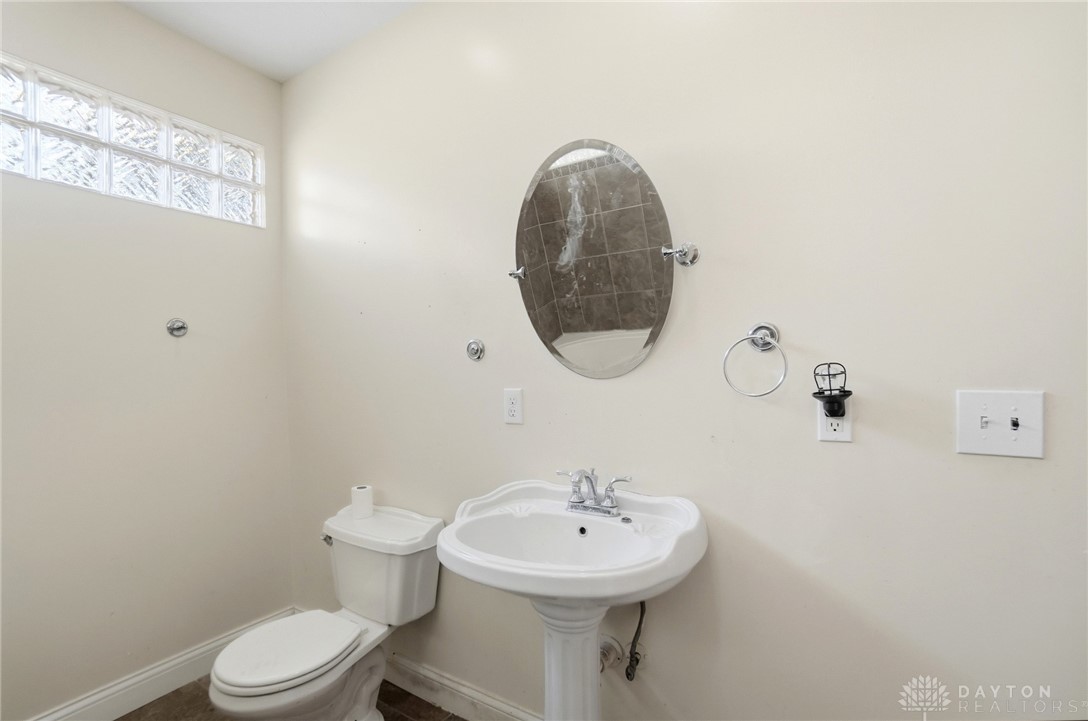 4898 Graham Street Springfield, OH 45502 - Photo 19 of 45