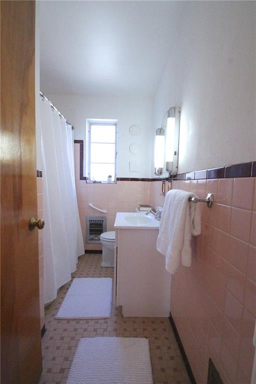 4746 Gardenville Road Baldwin, PA 15236 - Photo 8 of 16 Gallery Image 8