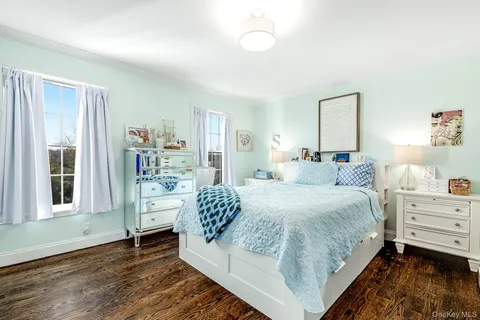 $1,325,000 | 260 Mill River Road, Chappaqua, NY 10514