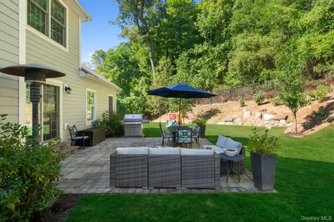 $1,325,000 | 260 Mill River Road, Chappaqua, NY 10514