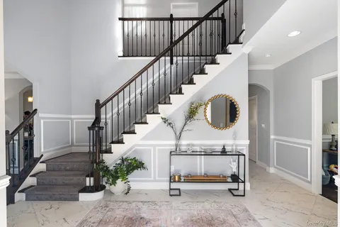 $1,325,000 | 260 Mill River Road, Chappaqua, NY 10514