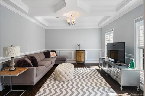 $1,325,000 | 260 Mill River Road, Chappaqua, NY 10514