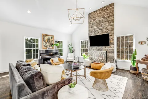 $1,325,000 | 260 Mill River Road, Chappaqua, NY 10514