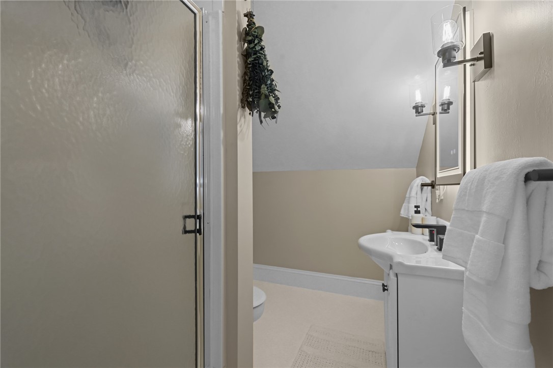 43 Old Beach Road Newport, RI 02840 - Photo 35 of 50