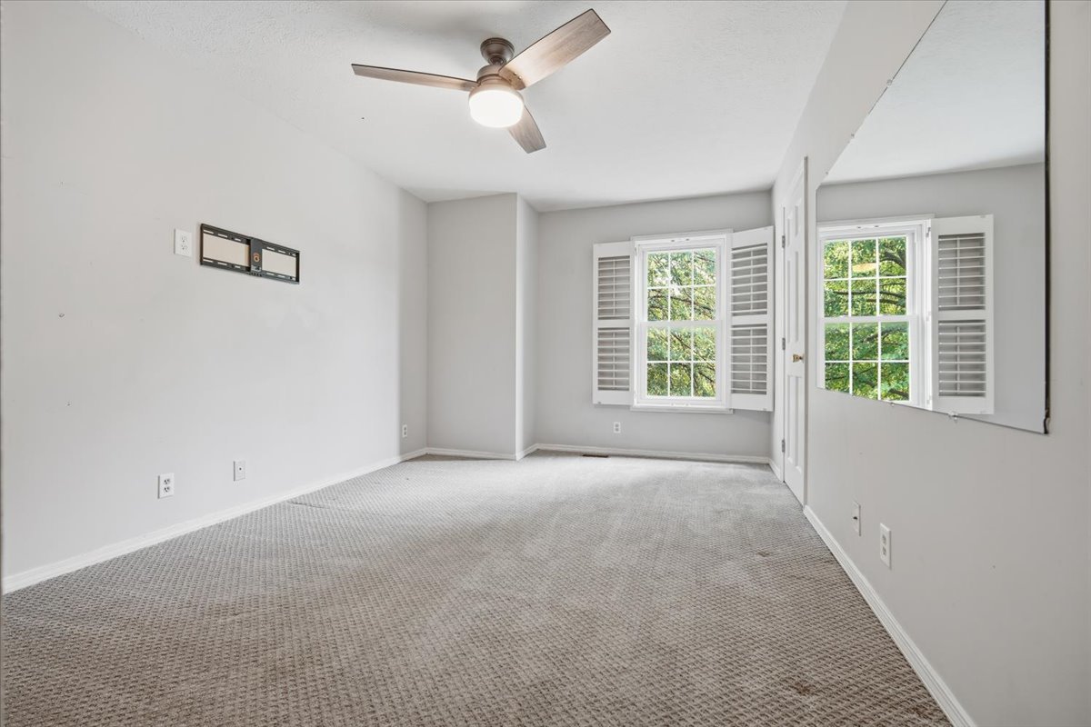 2509 Keystone Road Bloomington, IL 61704 - Photo 13 of 27