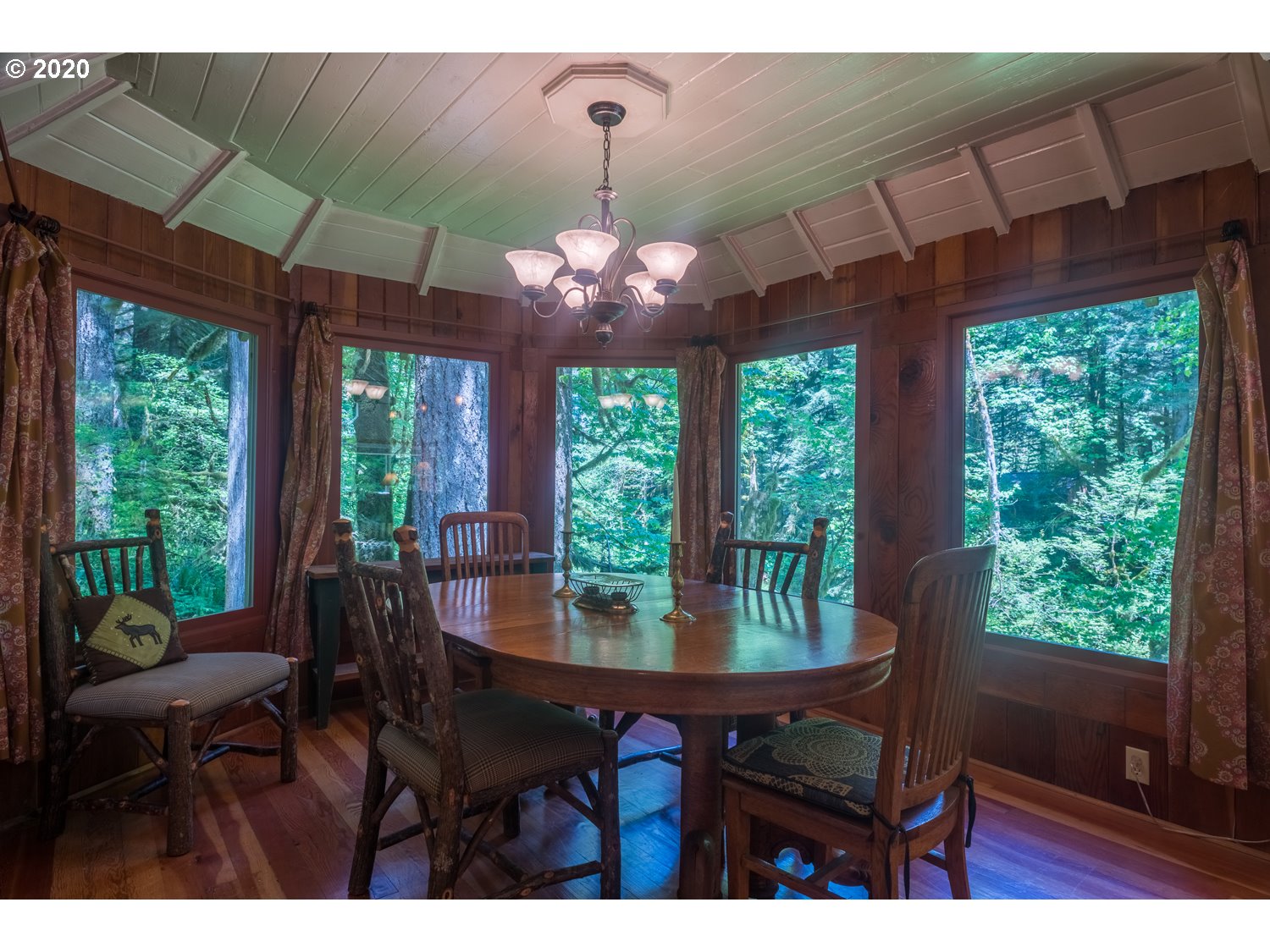 28788 Still Creek Road Rhododendron, OR 97049 - Photo 11 of 32 Gallery Image 11