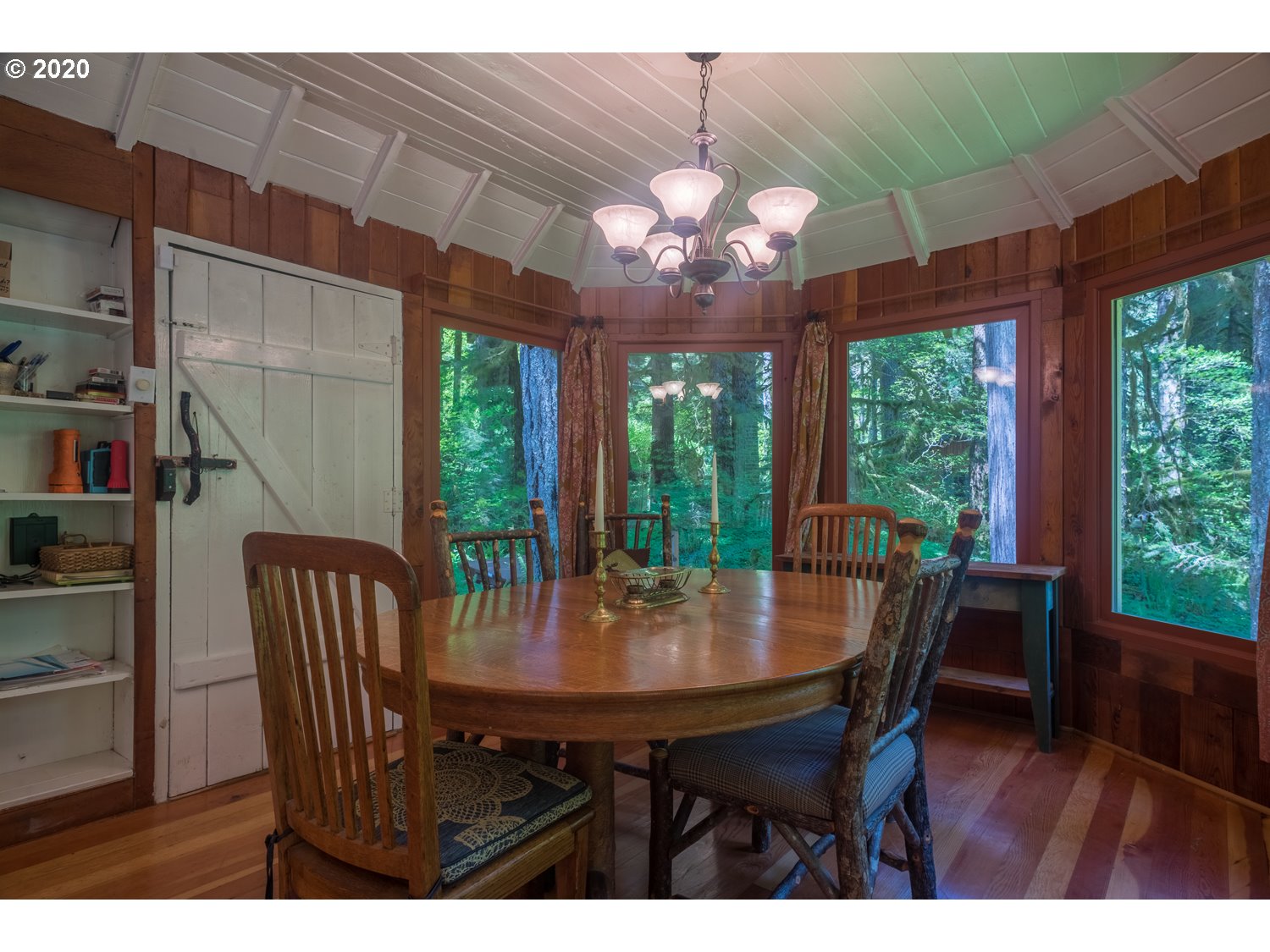 28788 Still Creek Road Rhododendron, OR 97049 - Photo 12 of 32 Gallery Image 12