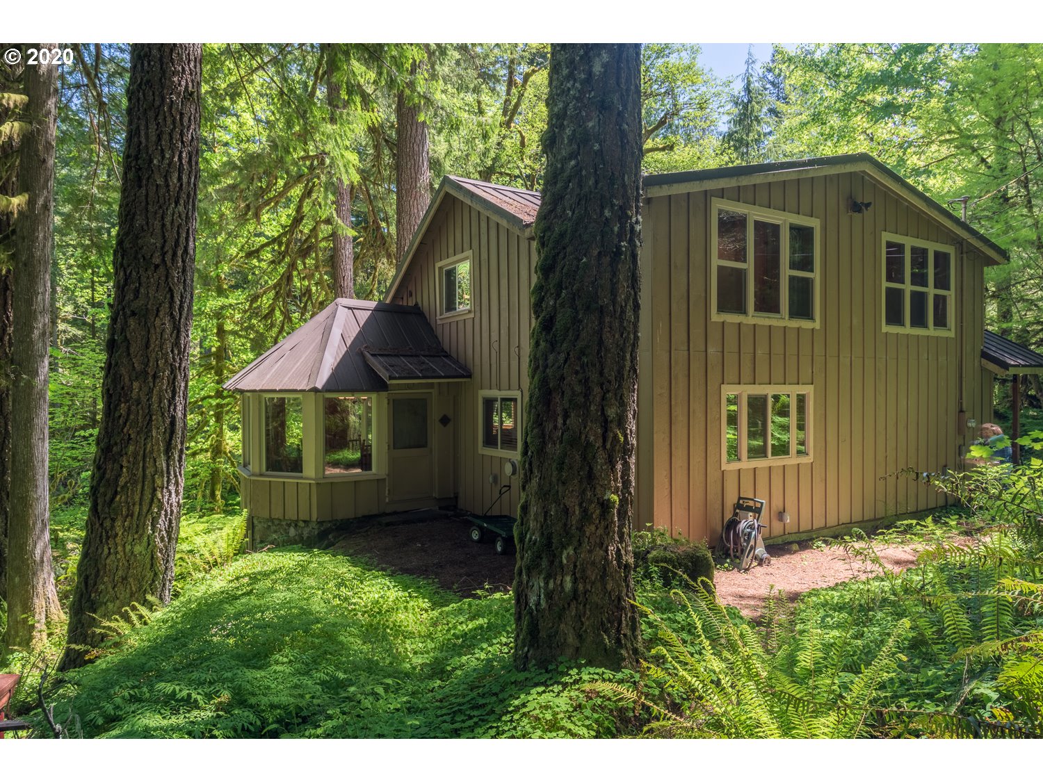 28788 Still Creek Road Rhododendron, OR 97049 - Photo 2 of 32 Gallery Image 2