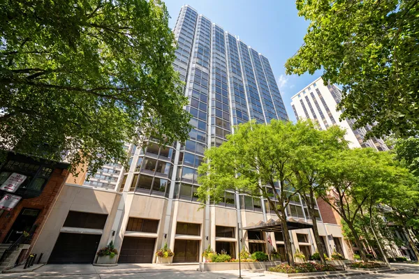 $449,000 | 50 East Bellevue Place, Unit 2601, Chicago, IL 60611