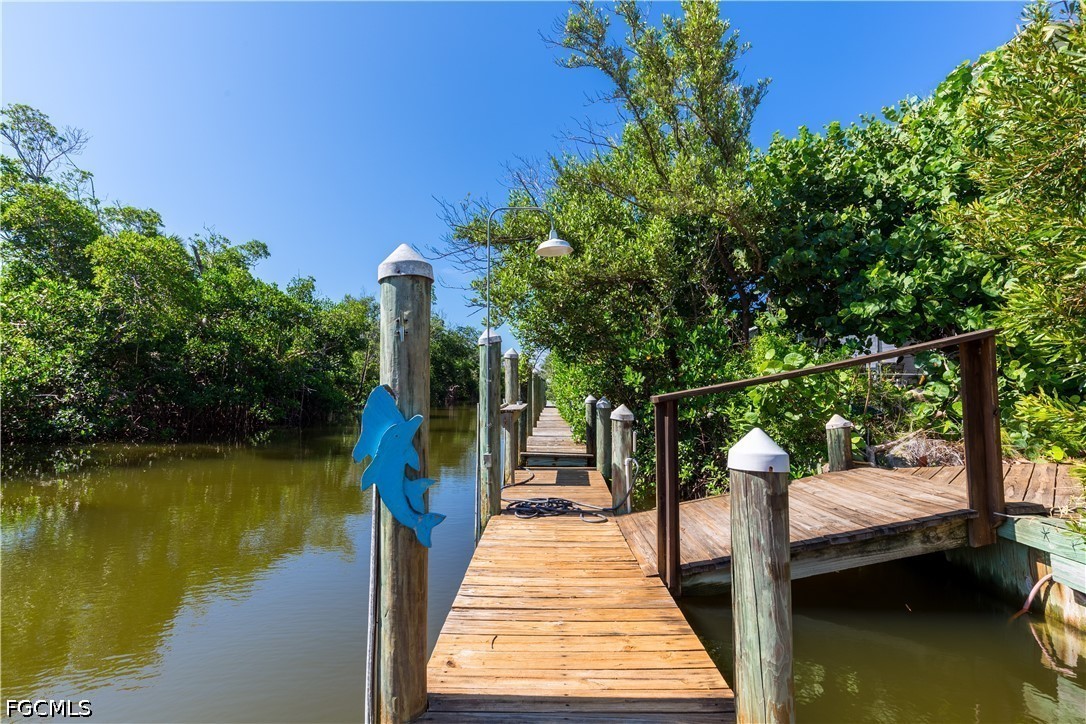 621 Rum Road Captiva, FL 33924 - Photo 37 of 40