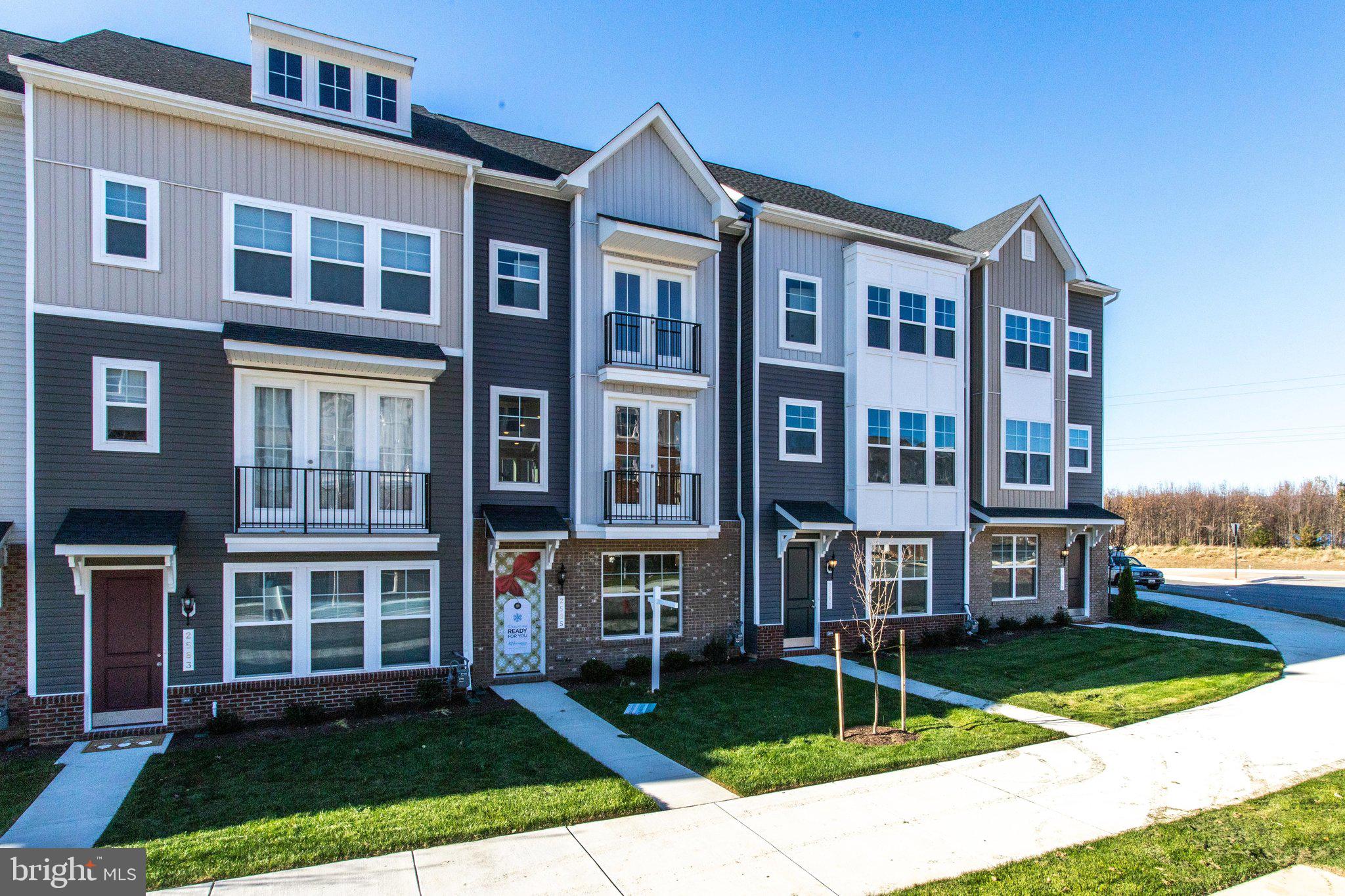 2571 Hopton Lane Frederick, MD 21701 - Photo 2 of 38