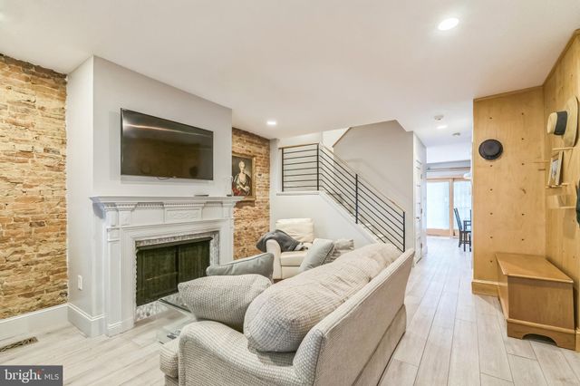 $625,000 | 912 South 6th Street, Philadelphia, PA 19147