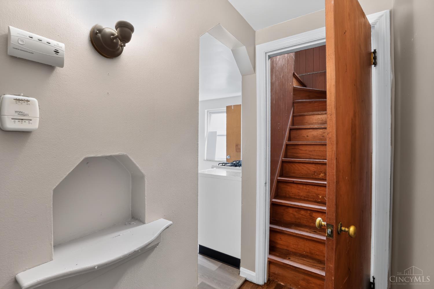8243 Daly Road Cincinnati, OH 45231 - Photo 23 of 30 Gallery Image 23