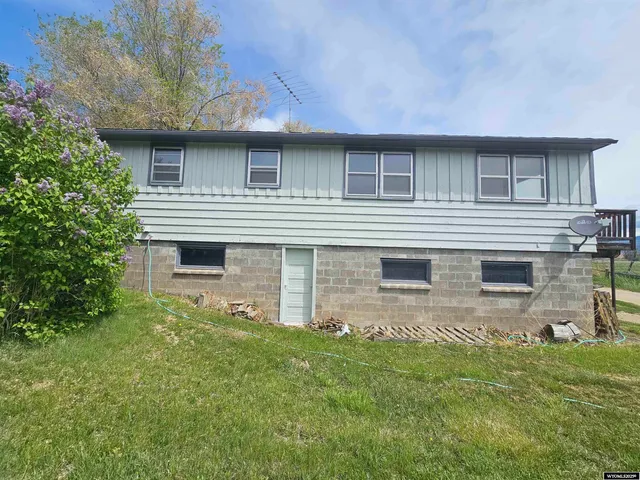 $259,000 | 218 Elk Street, Hyattville, WY 82428