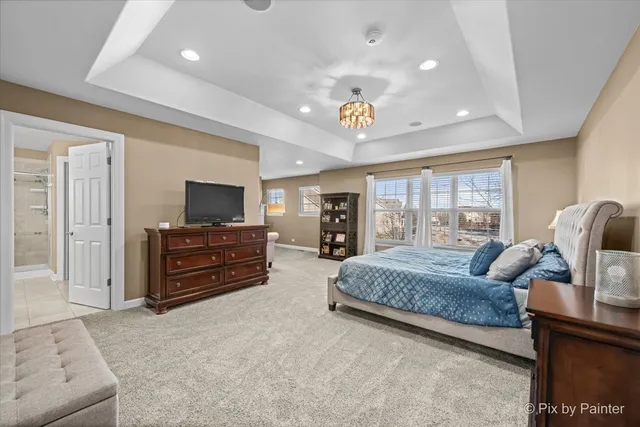 $734,500 | 7 Birchwood Court, Lake In The Hills, IL 60156