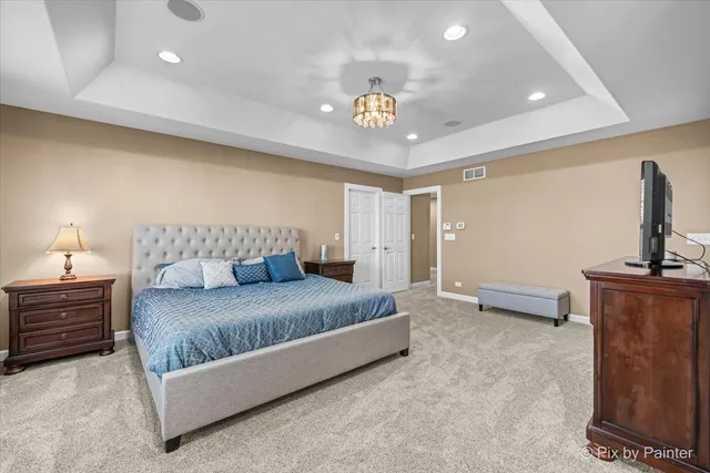 $734,500 | 7 Birchwood Court, Lake In The Hills, IL 60156