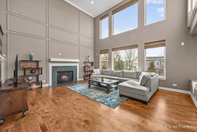 $734,500 | 7 Birchwood Court, Lake In The Hills, IL 60156