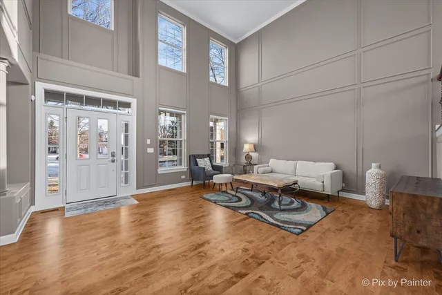 $734,500 | 7 Birchwood Court, Lake In The Hills, IL 60156