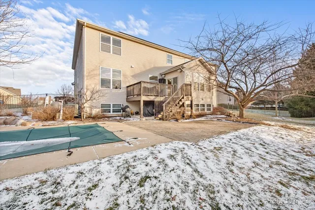 $734,500 | 7 Birchwood Court, Lake In The Hills, IL 60156