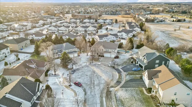 $734,500 | 7 Birchwood Court, Lake In The Hills, IL 60156