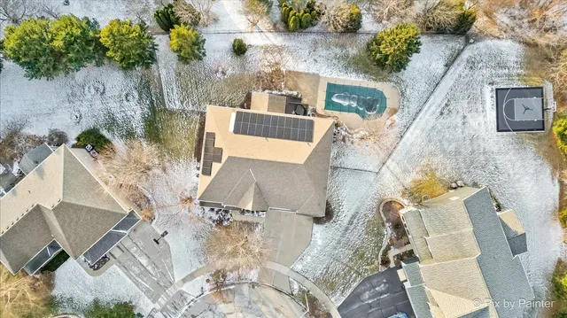 $734,500 | 7 Birchwood Court, Lake In The Hills, IL 60156