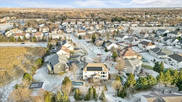 $734,500 | 7 Birchwood Court, Lake In The Hills, IL 60156