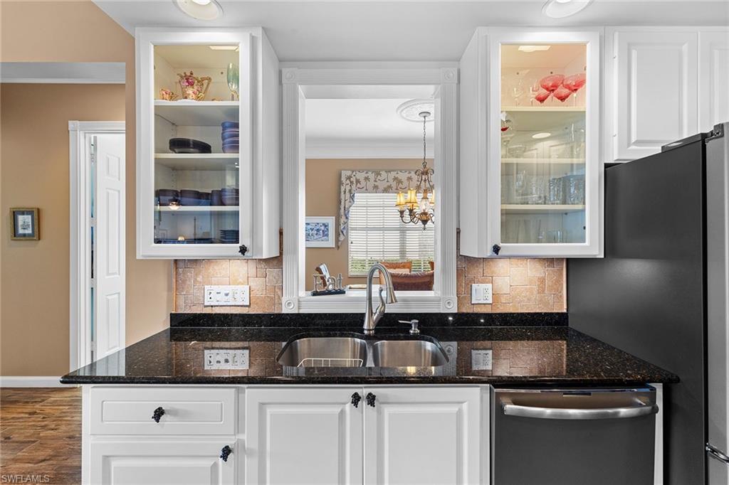 5169 Inagua Way Naples, FL 34119 - Photo 14 of 40 Gallery Image 14