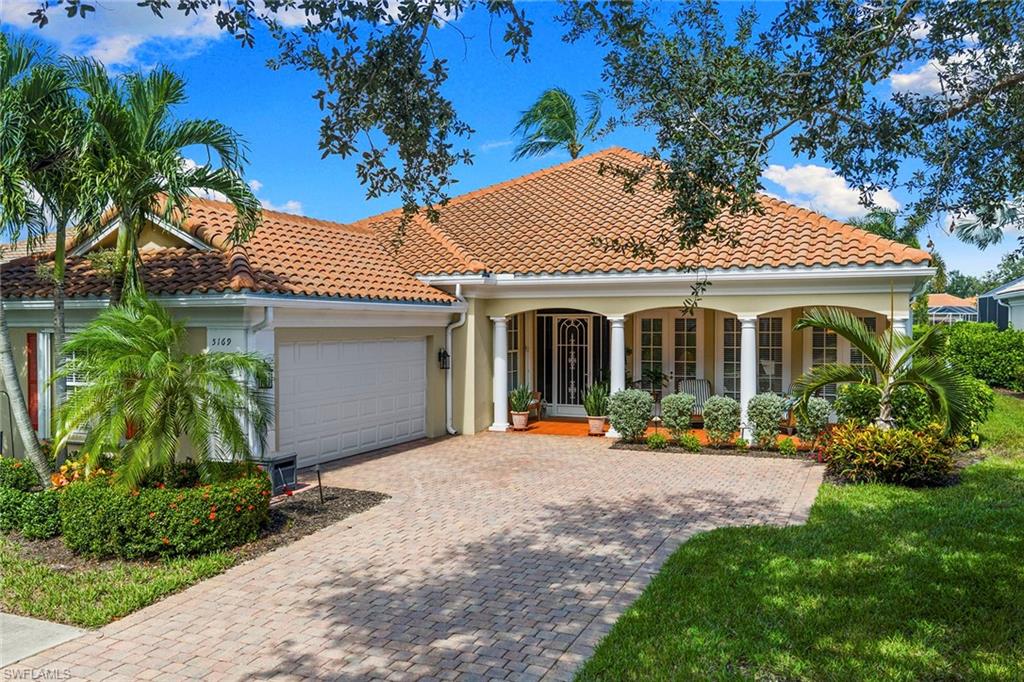 5169 Inagua Way Naples, FL 34119 - Photo 3 of 40 Gallery Image 3