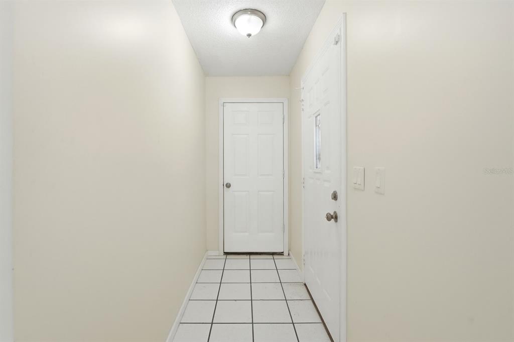 550 Locust Street Port Orange, FL 32127 - Photo 4 of 37