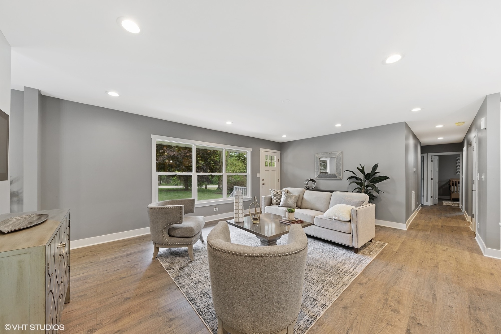 2064 Palatine Road Inverness, IL 60067 - Photo 3 of 17