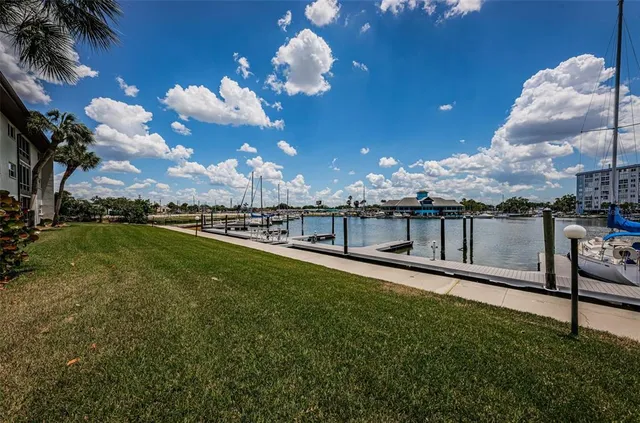 $1,750 | 5157 Silent Loop, Unit 301, New Port Richey, FL 34652