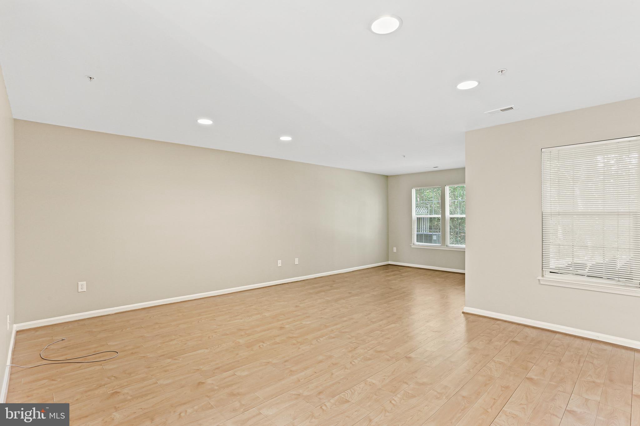 804 Patuxent Run Circle Odenton, MD 21113 - Photo 2 of 29 an empty room with a window