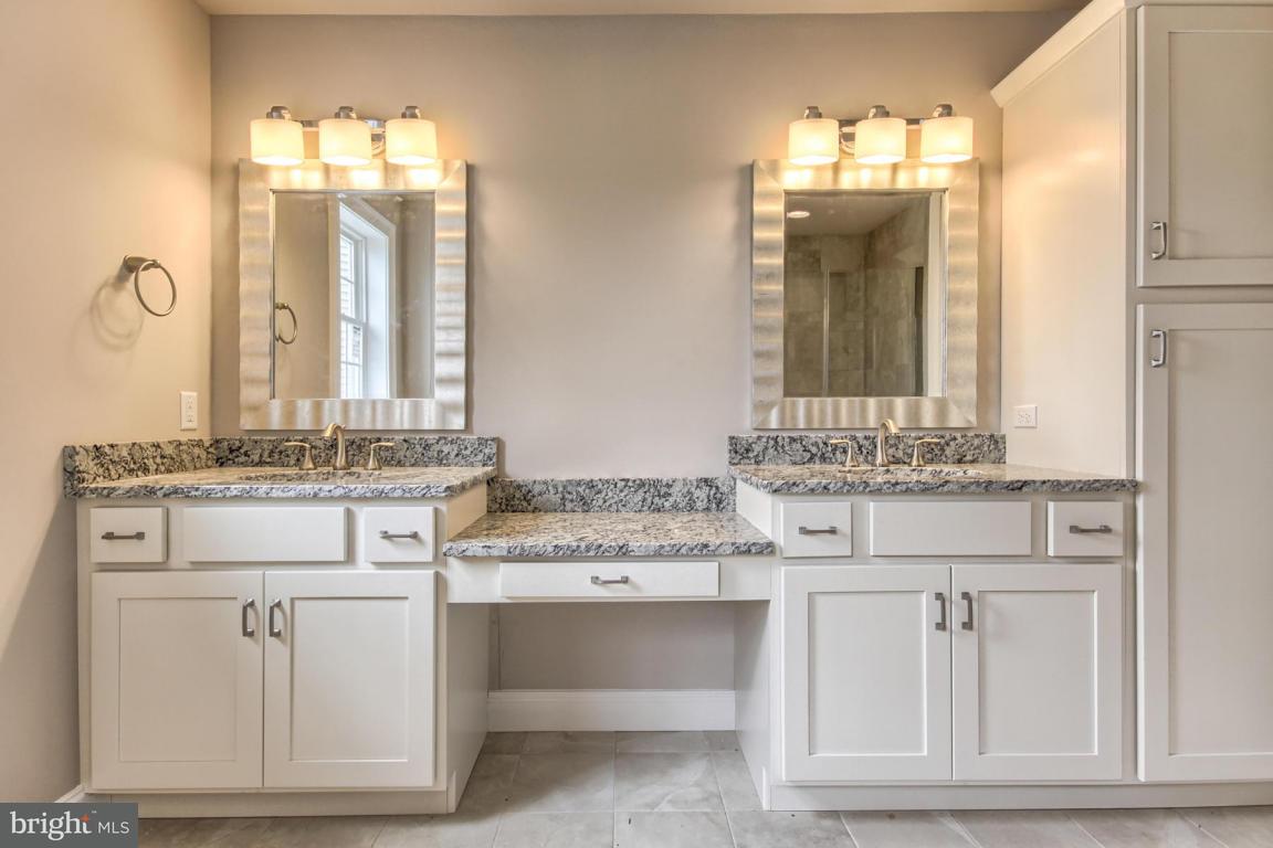 340 Ecker Drive, Unit 33 Lititz, PA 17543 - Photo 14 of 21