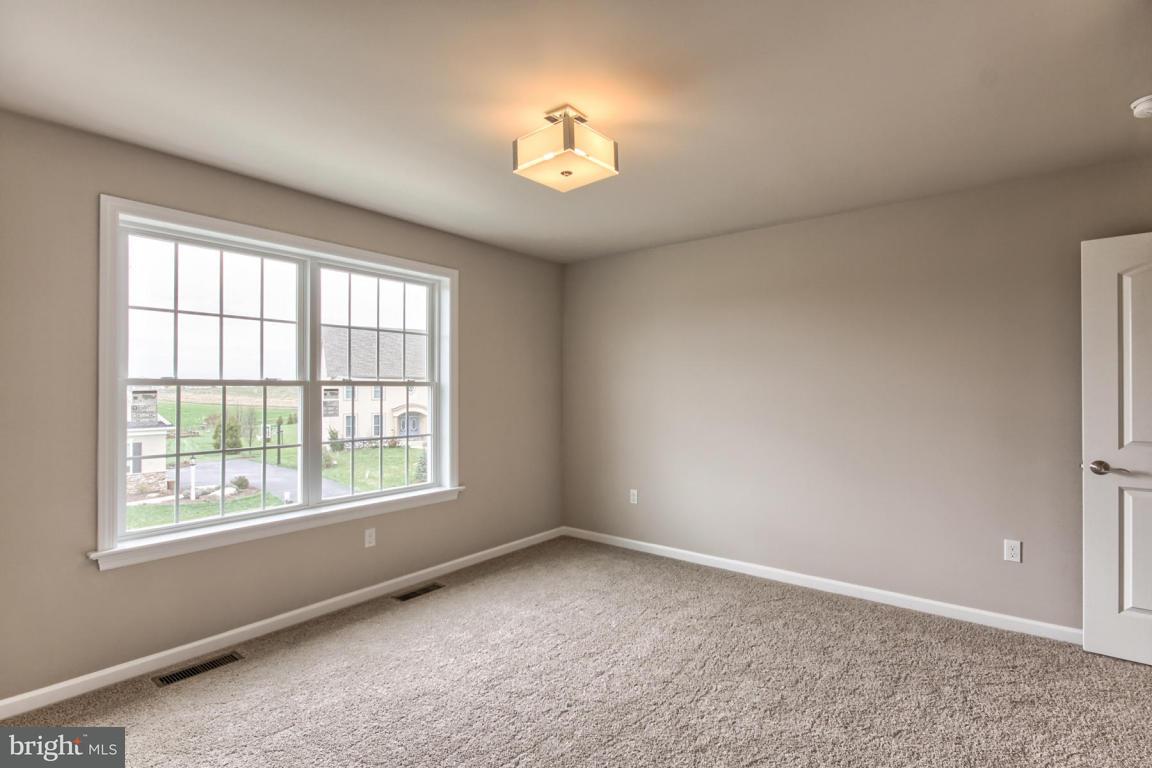 340 Ecker Drive, Unit 33 Lititz, PA 17543 - Photo 16 of 21