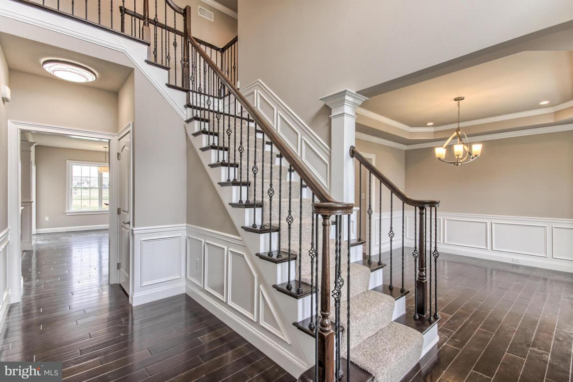 340 Ecker Drive, Unit 33 Lititz, PA 17543 - Photo 3 of 21