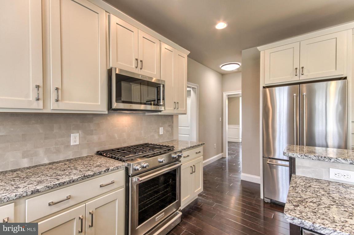340 Ecker Drive, Unit 33 Lititz, PA 17543 - Photo 9 of 21