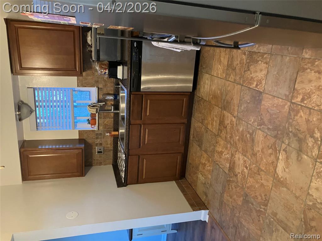 100 West Hickory Grove Road, Unit B3 Bloomfield Hills, MI 48304 - Photo 11 of 11