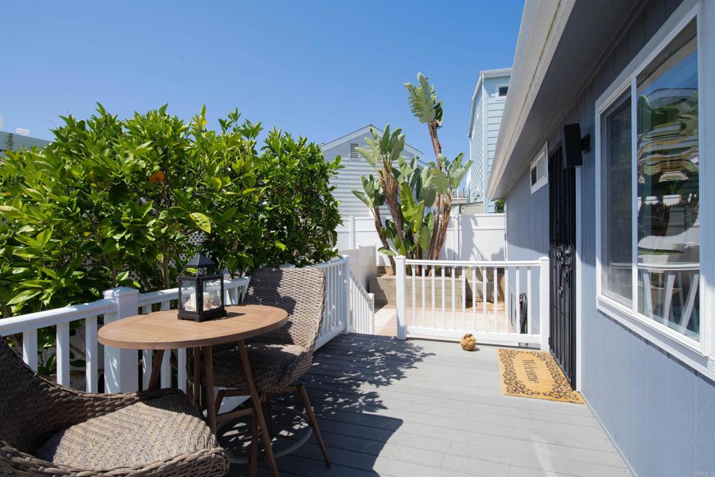 6503 Friendly Place Carlsbad, CA 92011 - Photo 7 of 33