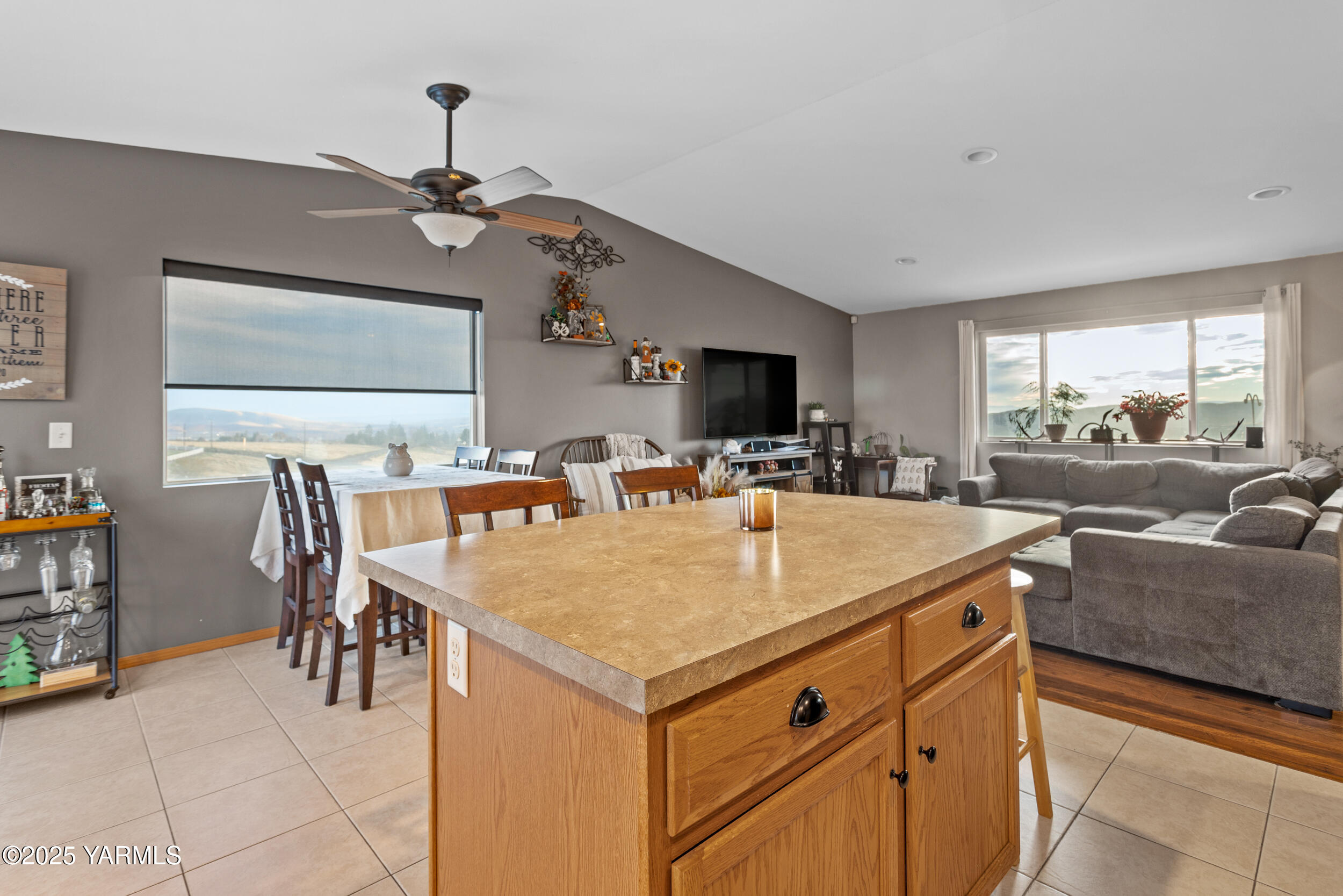 150 Solar Lane Yakima, WA 98901 - Photo 20 of 27 150Solar_22