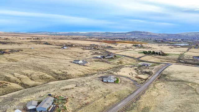 $435,000 | 150 Solar Lane, Yakima, WA 98901