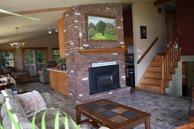 $475,000 | 623 Vail Drive, Lyndon, VT 05851