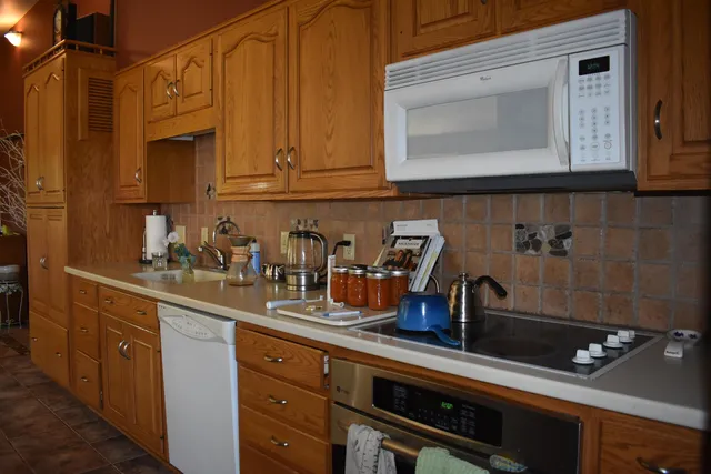 $475,000 | 623 Vail Drive, Lyndon, VT 05851