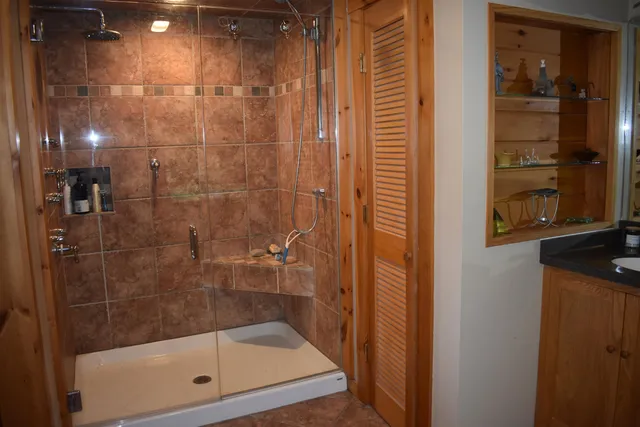 $475,000 | 623 Vail Drive, Lyndon, VT 05851