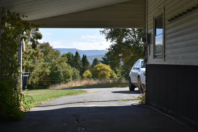 $475,000 | 623 Vail Drive, Lyndon, VT 05851