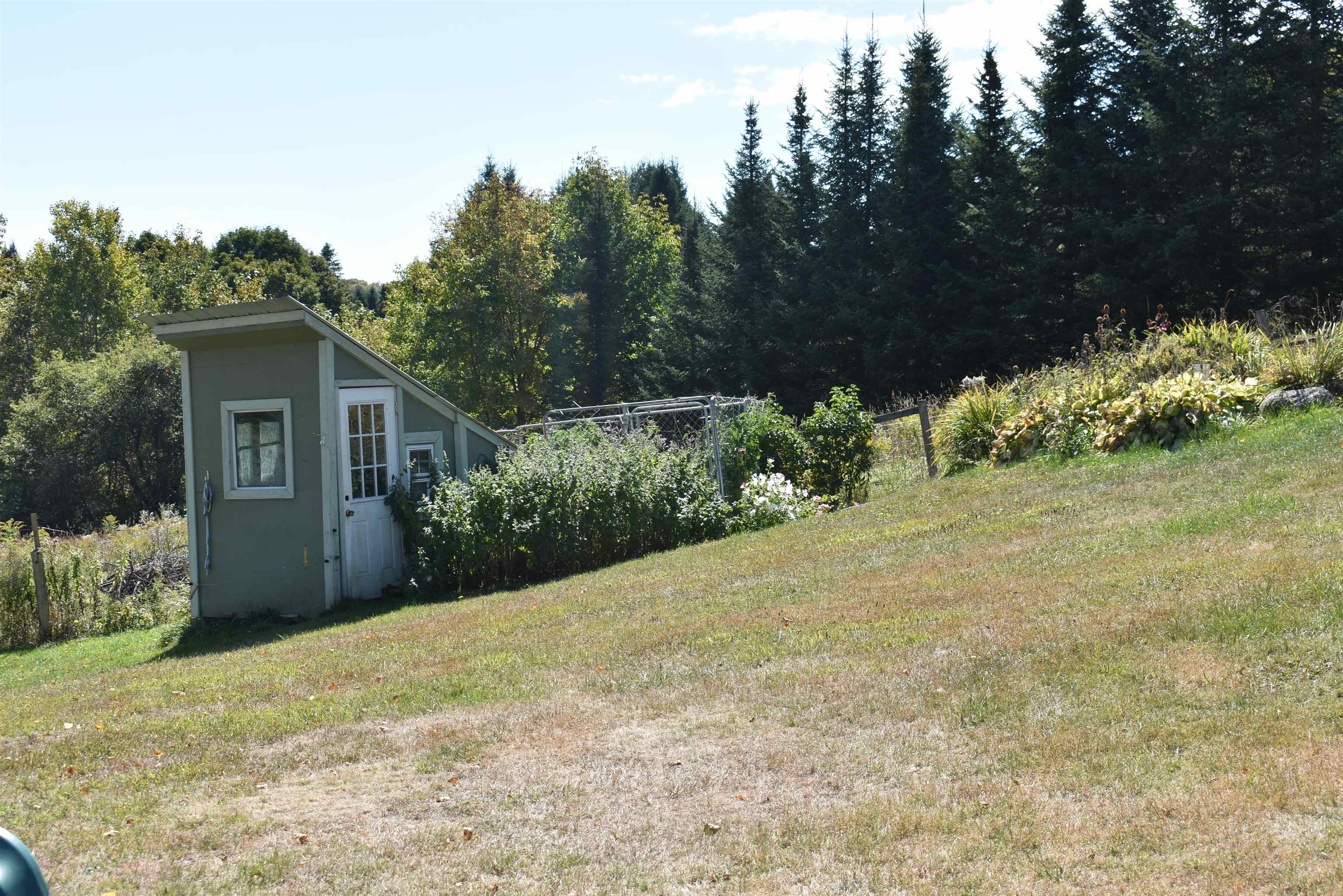 623 Vail Drive Lyndon, VT 05851 - Photo 6 of 48