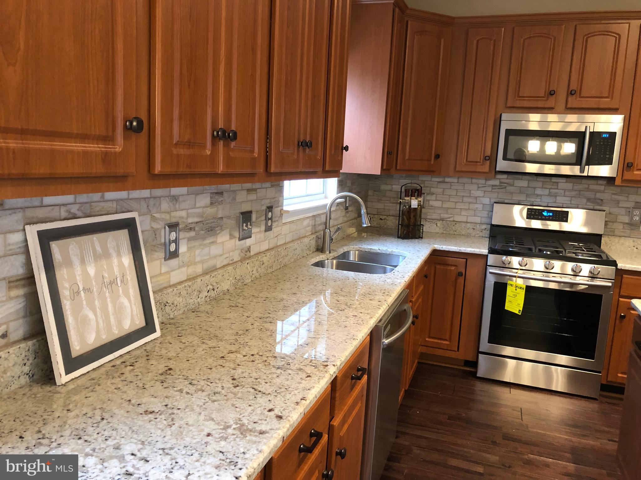 3221 Escapade Circle Riva, MD 21140 - Photo 3 of 25 Gallery Image 3
