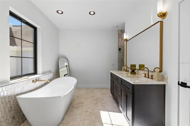 $899,900 | 1044 Southwest 120th Drive, Gainesville, FL 32607