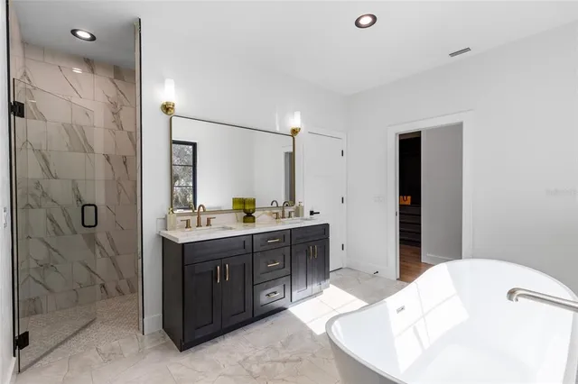 $899,900 | 1044 Southwest 120th Drive, Gainesville, FL 32607