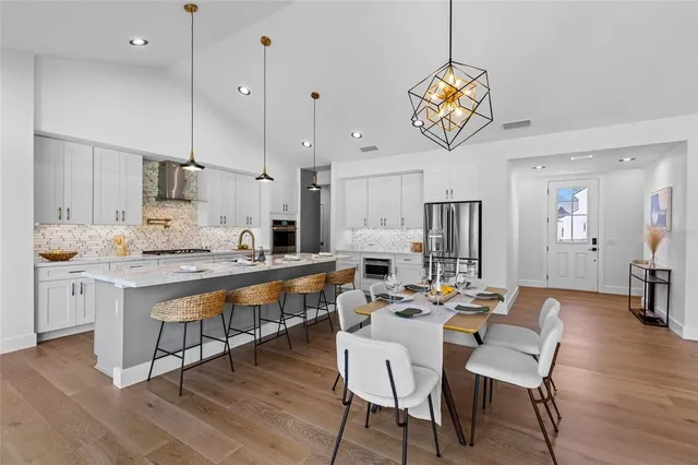 $899,900 | 1044 Southwest 120th Drive, Gainesville, FL 32607