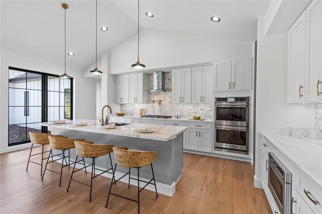 $899,900 | 1044 Southwest 120th Drive, Gainesville, FL 32607